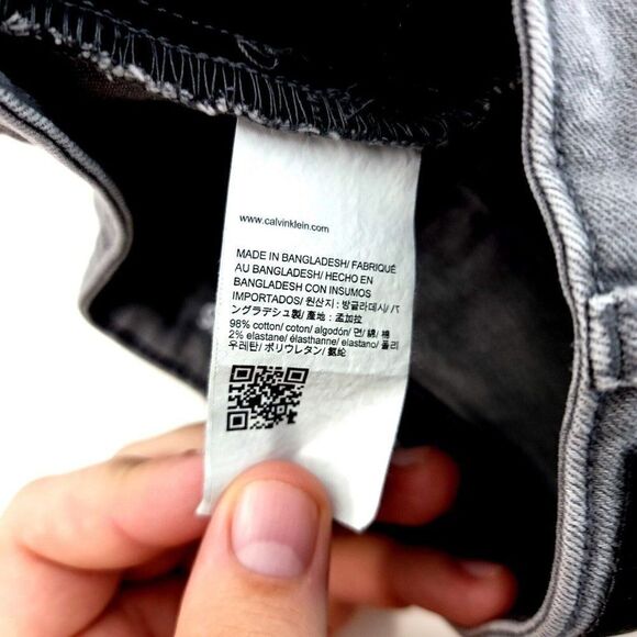 Calvin Klein Jeans Gray City‎ Short Size 2 Mid Rise Denim Shorts 28/9.5 - Picture 9 of 10